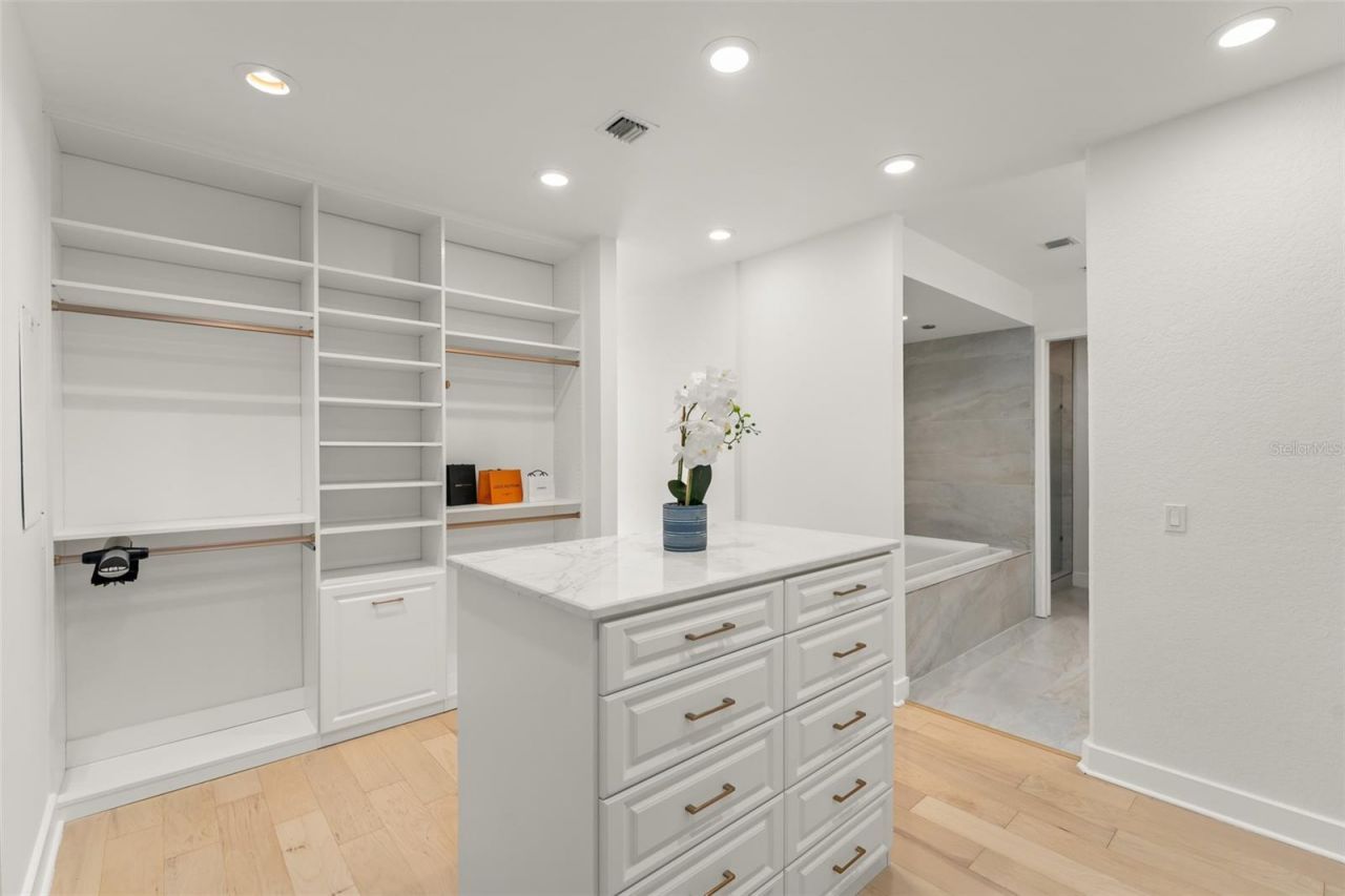 150 E Robinson Street, Unit PH3504, Orlando, FL 32801 Photo