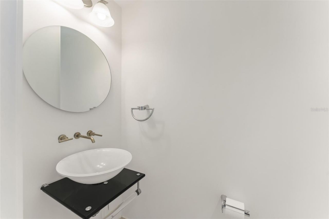 150 E Robinson Street, Unit PH3504, Orlando, FL 32801 Photo