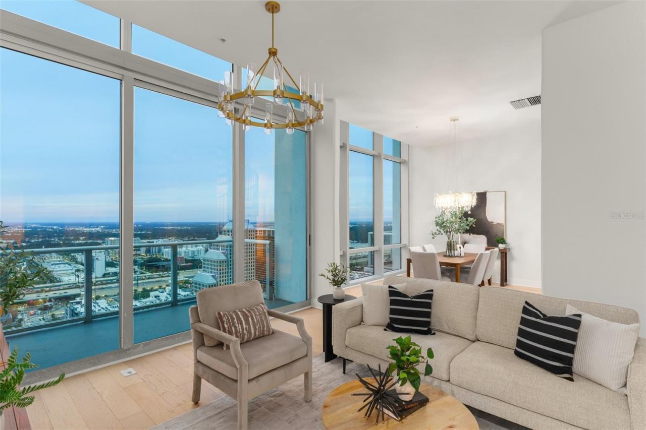 150 E Robinson Street, Unit PH3504, Orlando, FL 32801 Photo