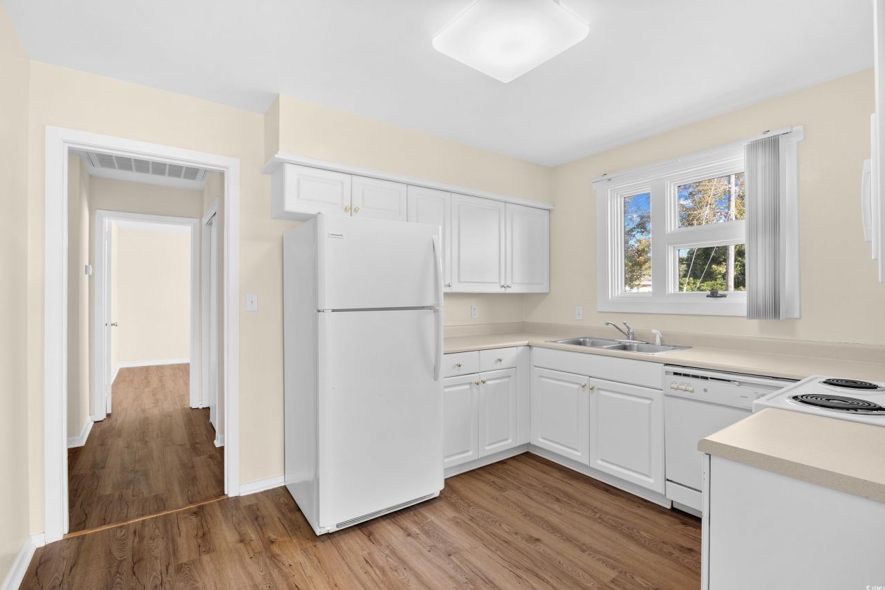 3766 Spruce Dr. Photo 11