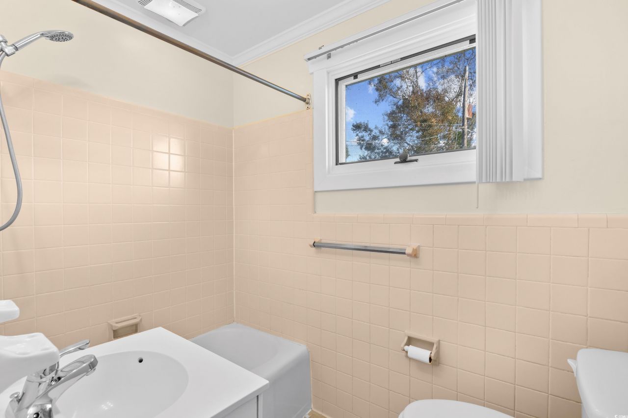 3766 Spruce Dr. Photo 13