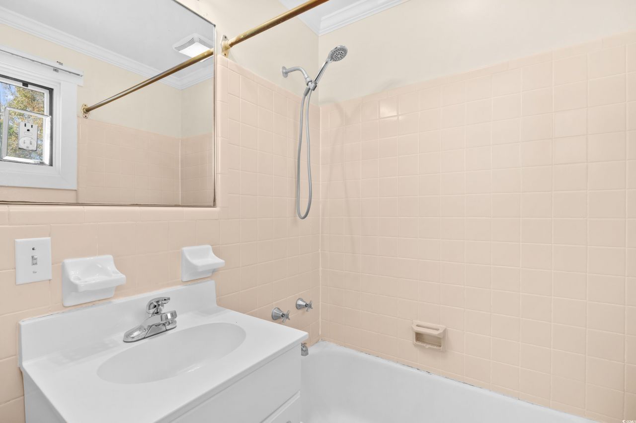 3766 Spruce Dr. Photo 14