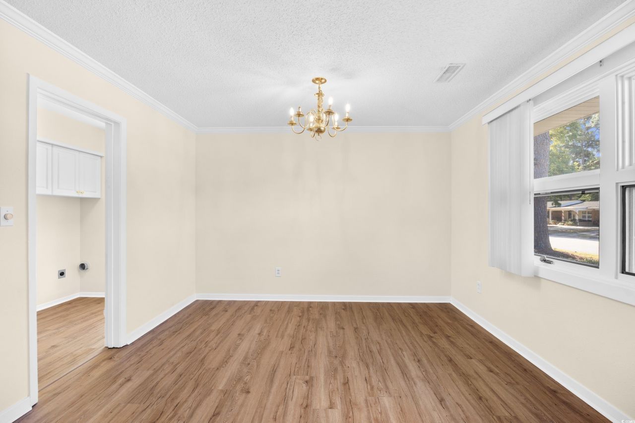 3766 Spruce Dr. Photo 6