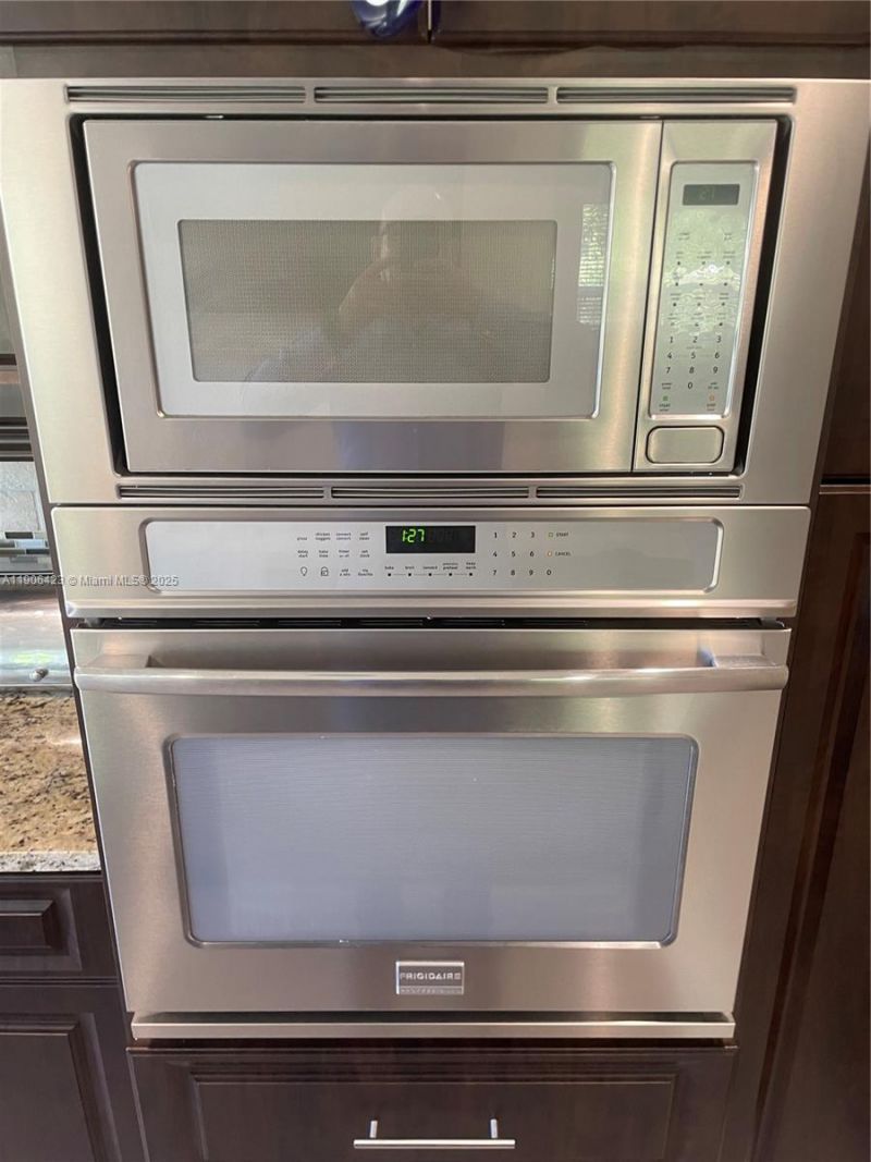 8005 SW 106 Street, Miami, FL 33156 Photo