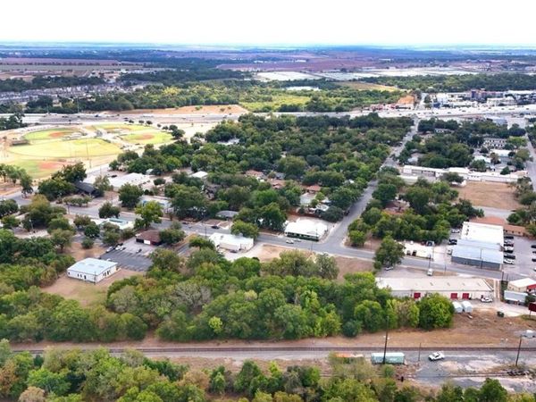 215 Cheatham Street, San Marcos, TX 78666