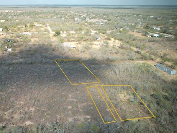 0 M Ave, Christine, TX 78012