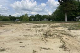 1302 Lyttleton Street photo 4