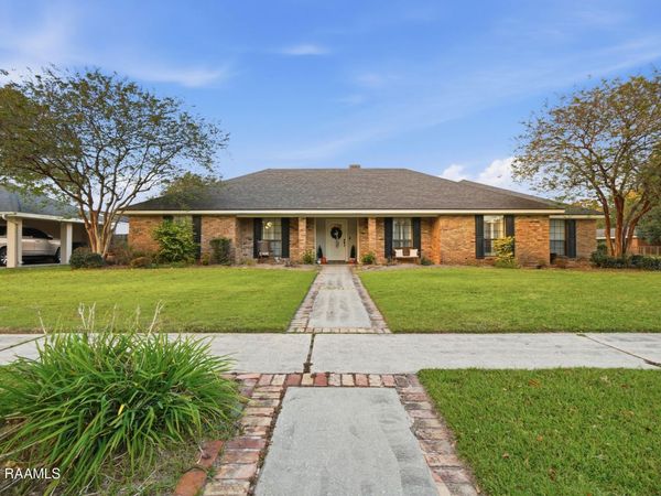 107 Candlestick Lane, Lafayette, LA 70507