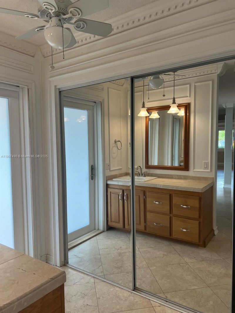 2001 N 41st Ave, Hollywood, FL 33021 Photo