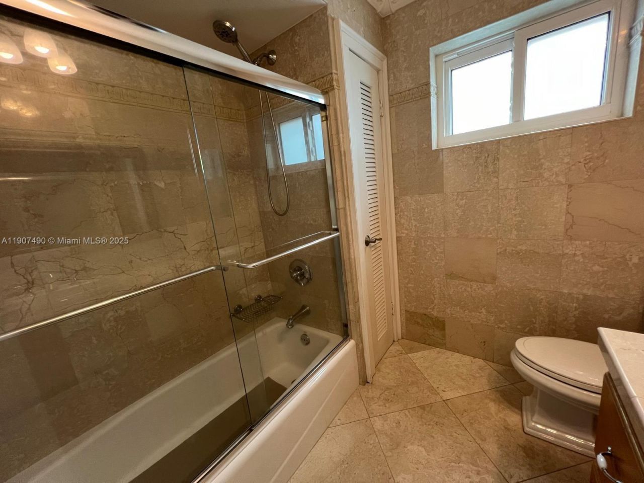 2001 N 41st Ave, Hollywood, FL 33021 Photo