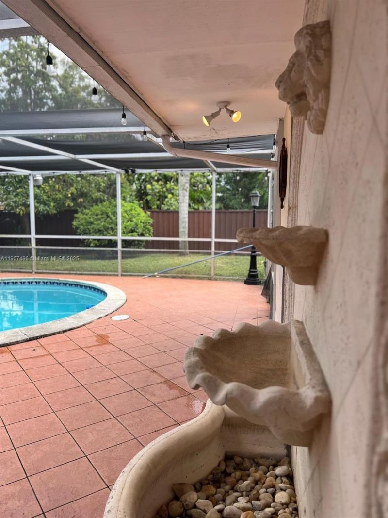 2001 N 41st Ave, Hollywood, FL 33021 Photo