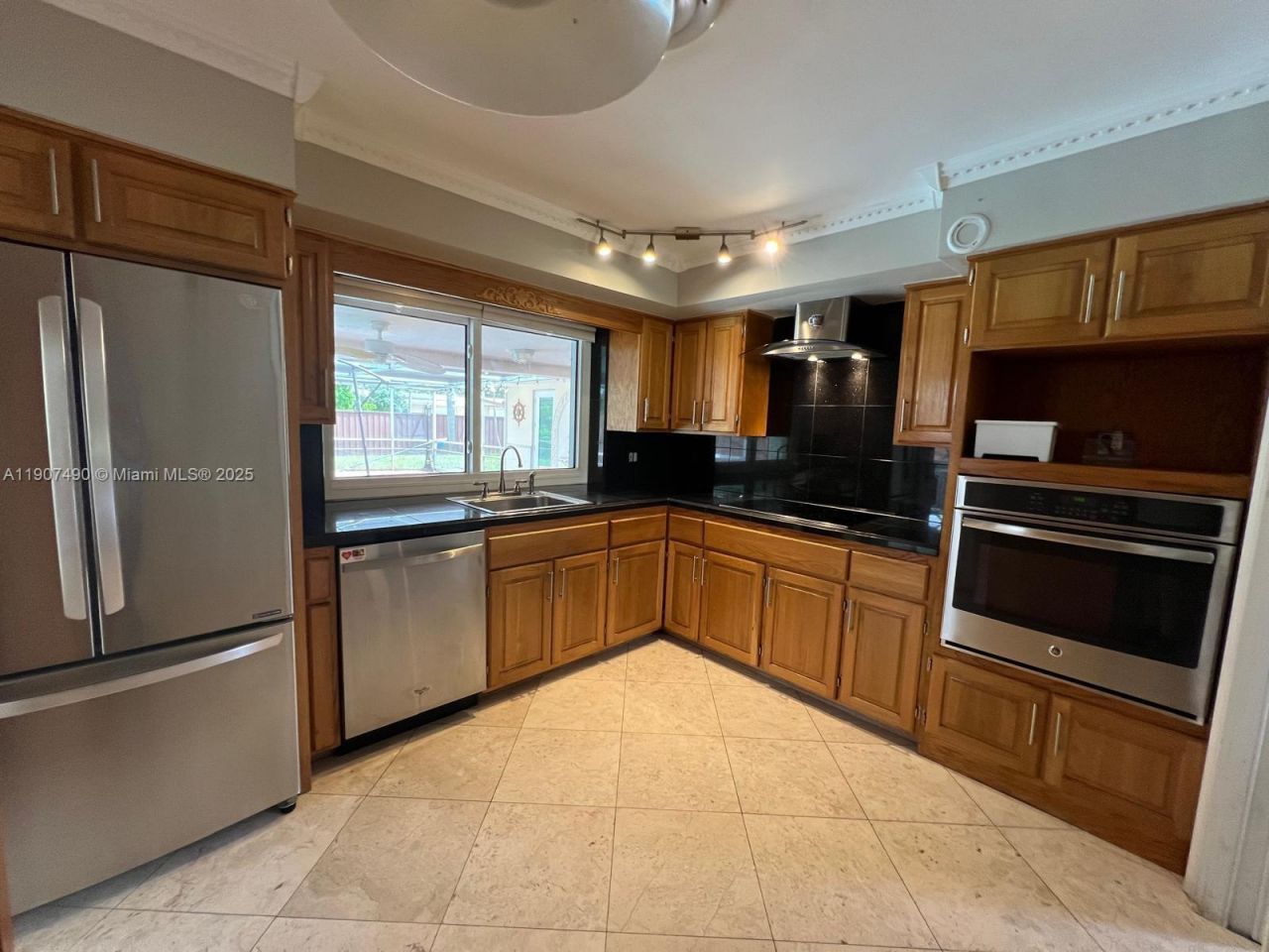 2001 N 41st Ave, Hollywood, FL 33021 Photo