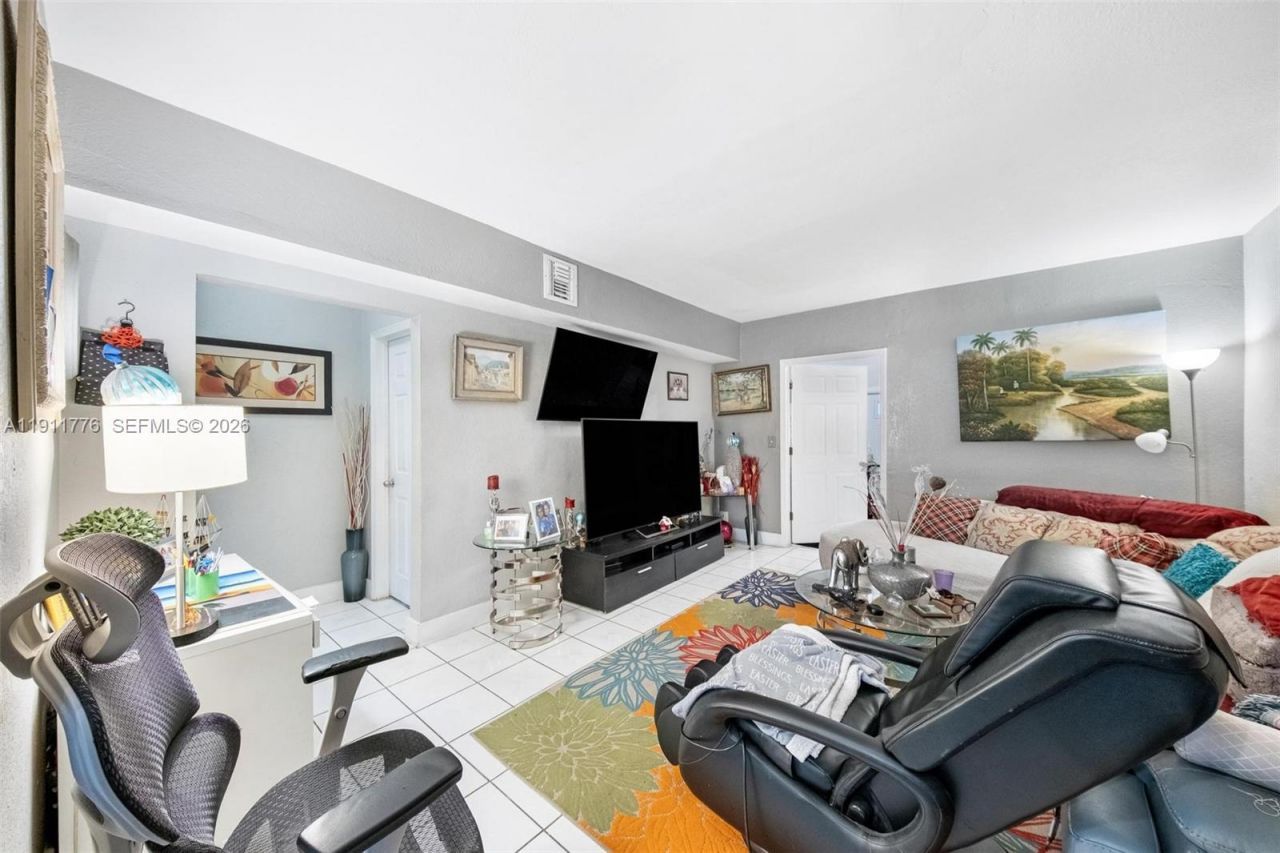 740 135 St, North Miami, FL 33168 Photo