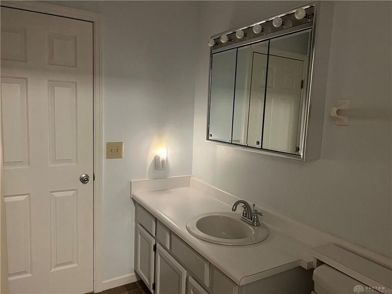 3126 Lakeview Court, Unit 3126, Springfield, OH 45503 Photo 12