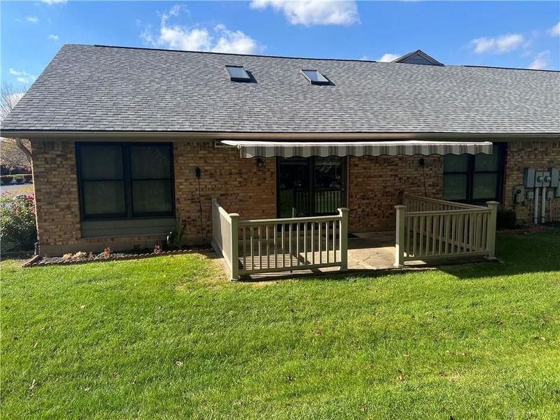 3126 Lakeview Court, Unit 3126, Springfield, OH 45503 Photo 2