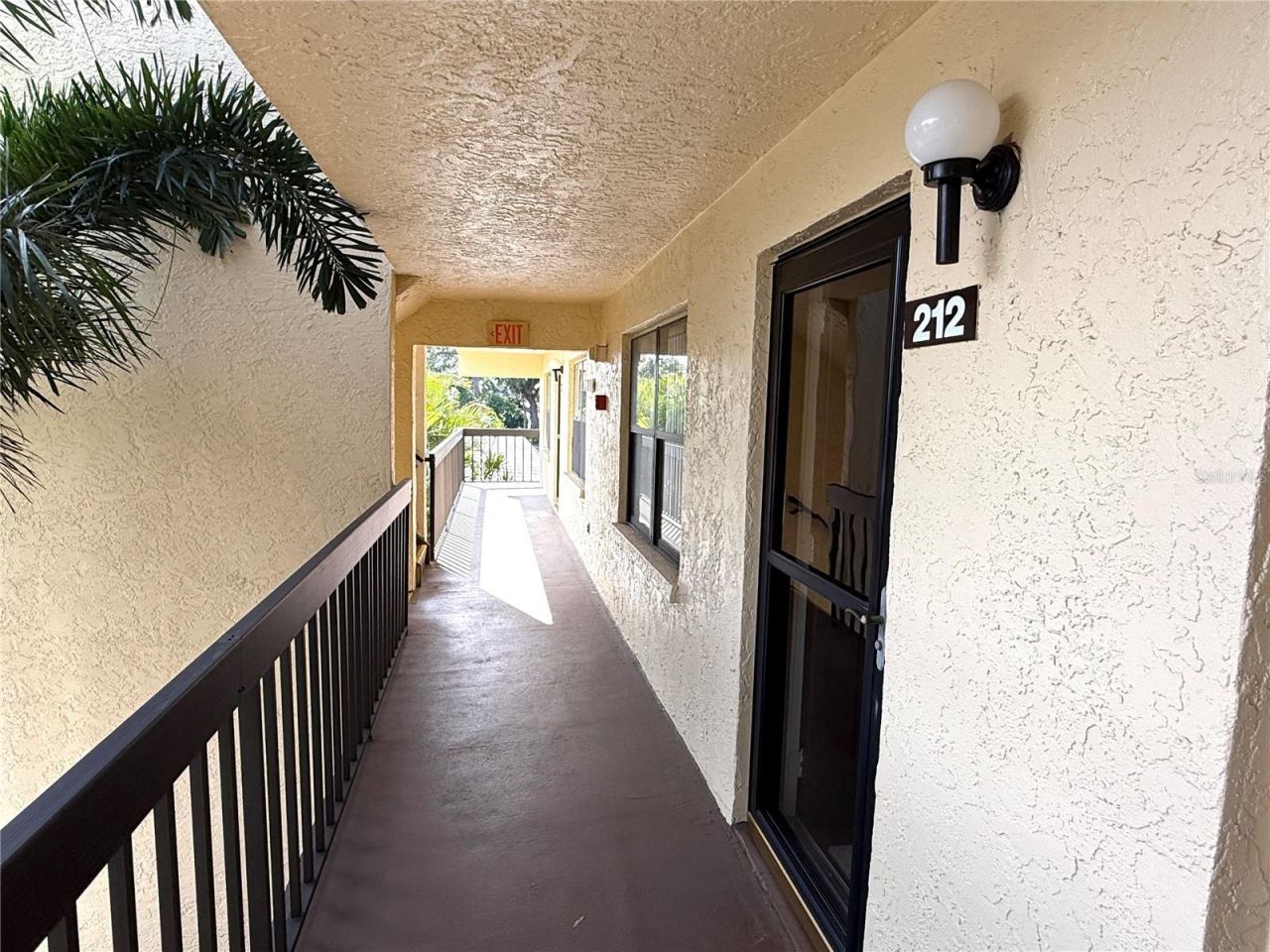 315 30th Avenue W, Unit B212, Bradenton, FL 34205 Photo