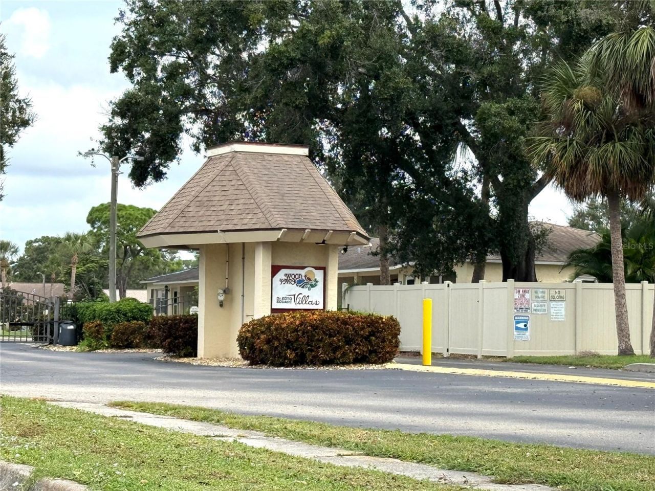 315 30th Avenue W, Unit B212, Bradenton, FL 34205 Photo