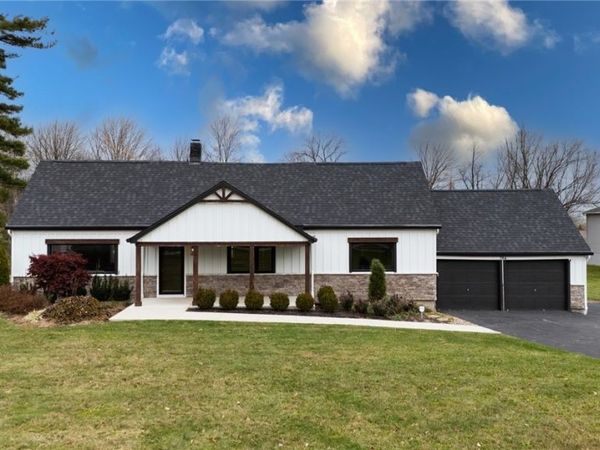 784 Mcclurg Road, Boardman, OH 44512