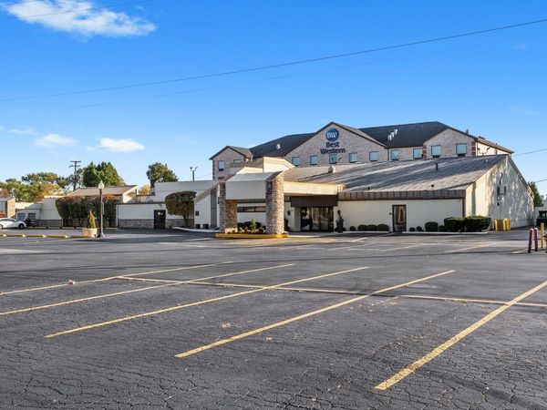 8200 S Cicero Avenue, Burbank, IL 60459