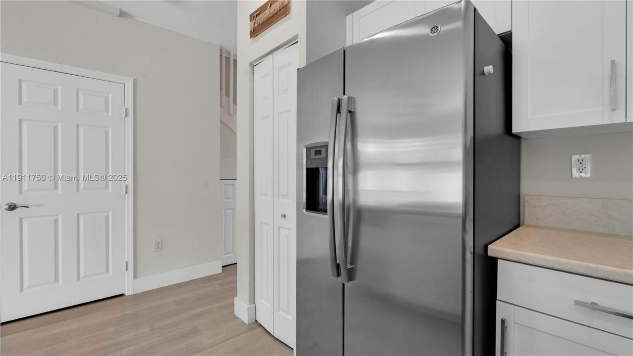 10547 W 34th Ct, Hialeah, FL 33018 Photo