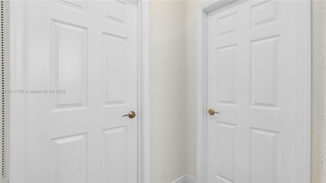 10547 W 34th Ct, Hialeah, FL 33018 Photo