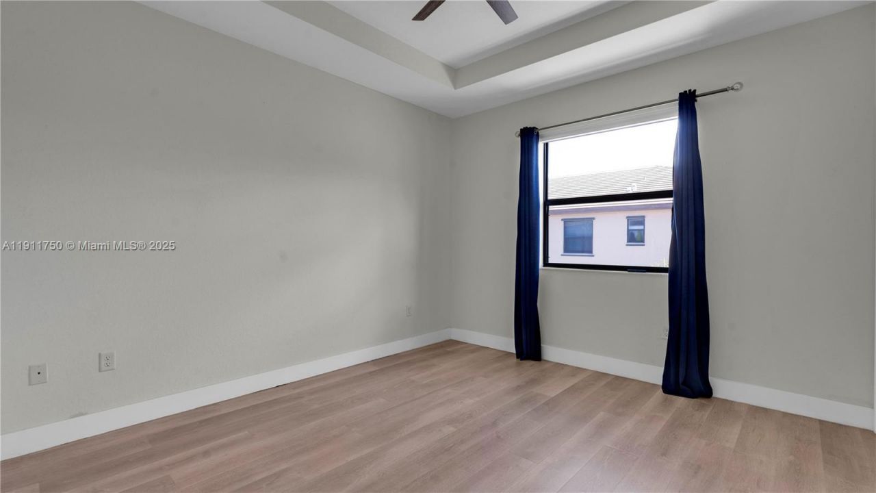 10547 W 34th Ct, Hialeah, FL 33018 Photo