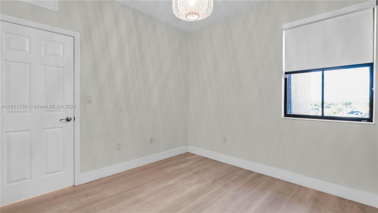 10547 W 34th Ct, Hialeah, FL 33018 Photo