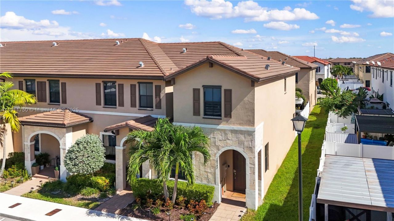 10547 W 34th Ct, Hialeah, FL 33018 Photo