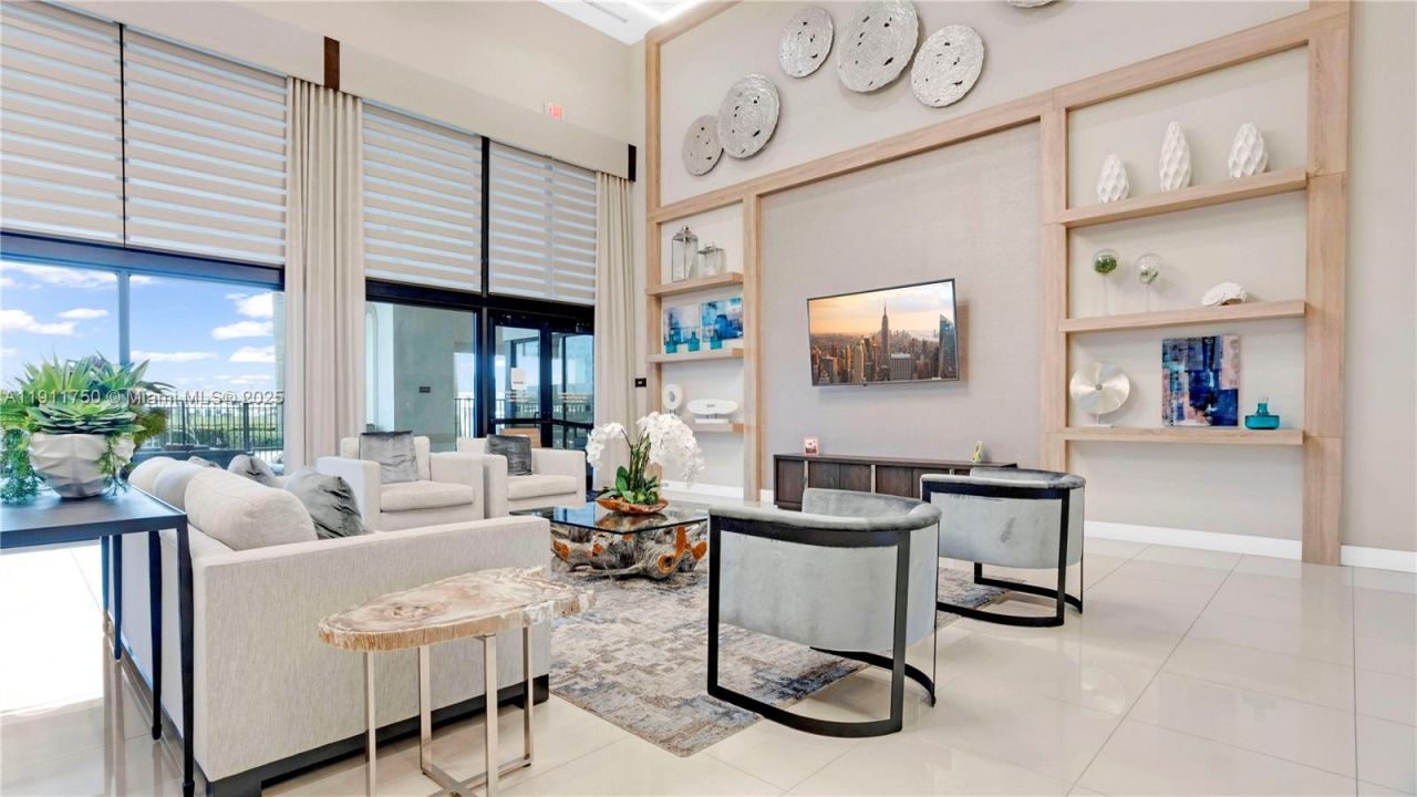 10547 W 34th Ct, Hialeah, FL 33018 Photo