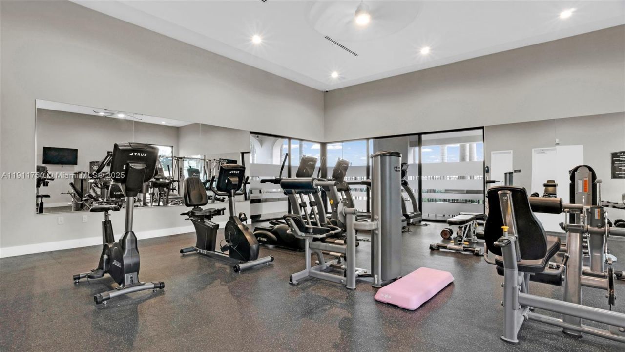 10547 W 34th Ct, Hialeah, FL 33018 Photo