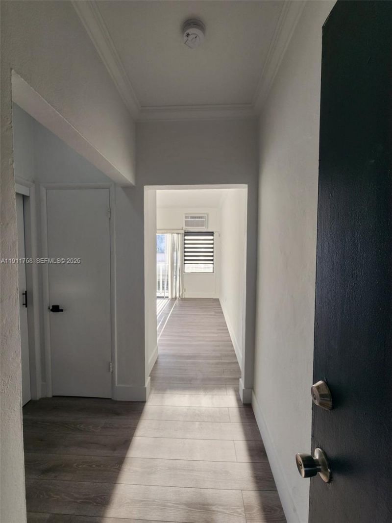 2101 Normandy Dr, Unit 216, Miami Beach, FL 33141 Photo