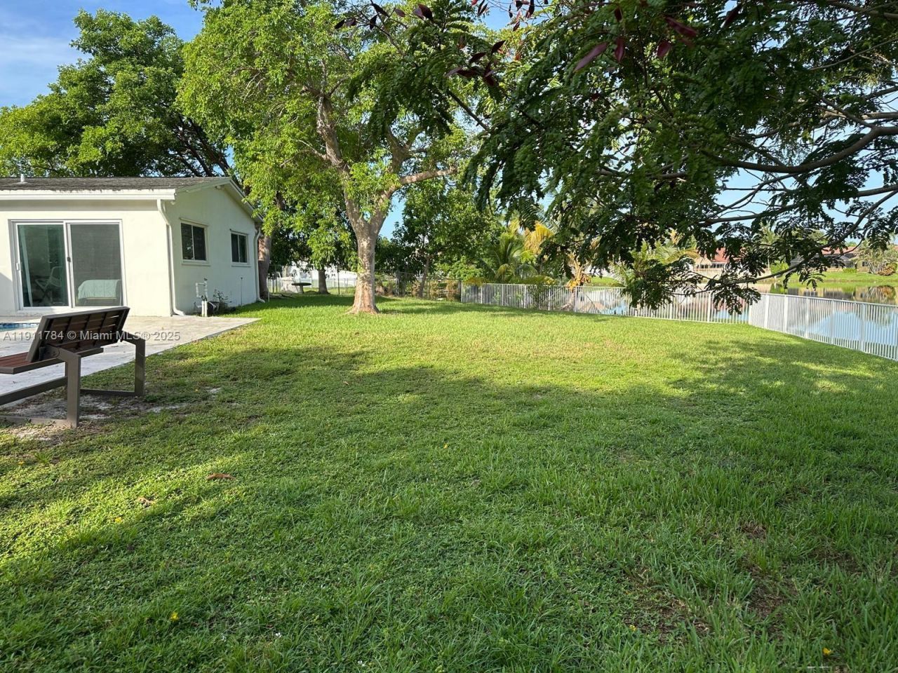 10563 NW 4th St, Plantation, FL 33324 Photo