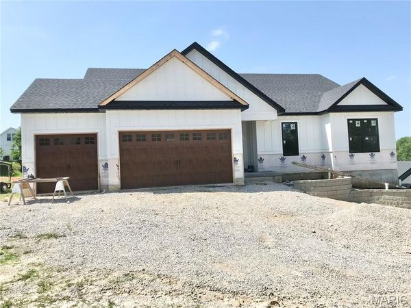 1604 Sugar Creek Drive, Festus, MO 63028
