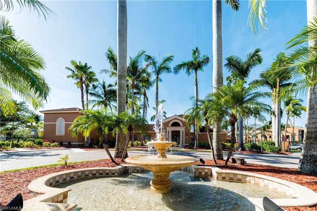 1230 Wildwood Lakes Blvd, Unit 105, Naples, FL 34104 Photo