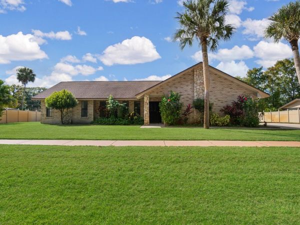 965 Pelican Bay Drive, Daytona Beach, FL 32119