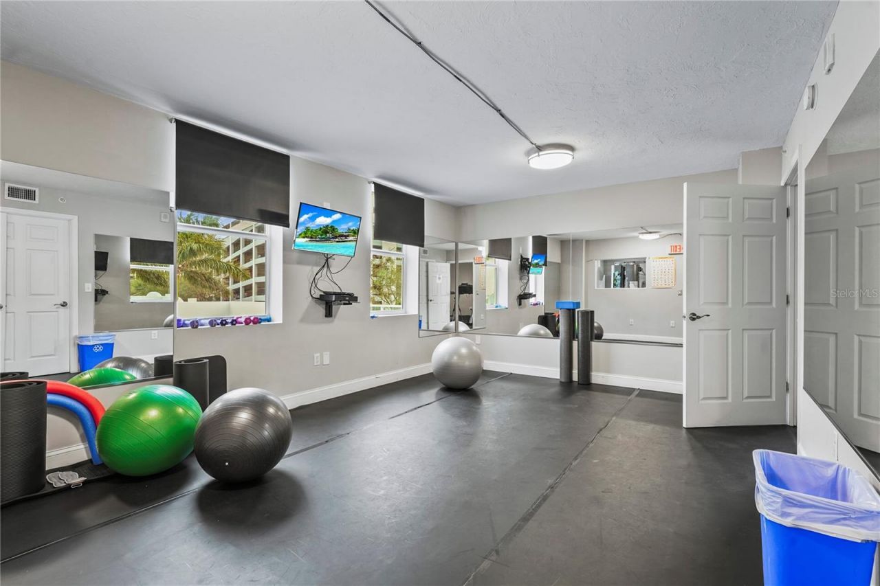 101 S Gulfstream Avenue, Unit 12C, Sarasota, FL 34236 Photo