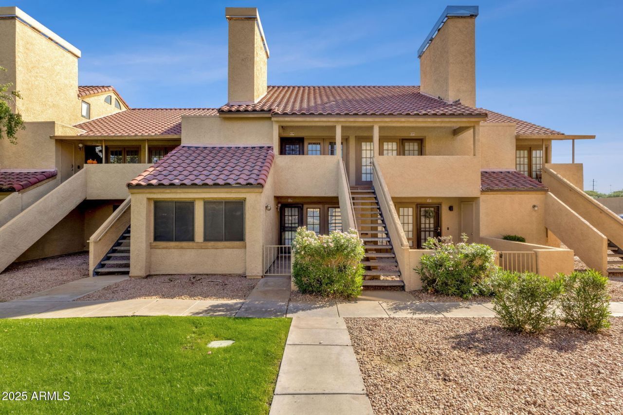 4901 S Calle Los Cerros Drive, Unit 229, Tempe, AZ 85282 Main Photo