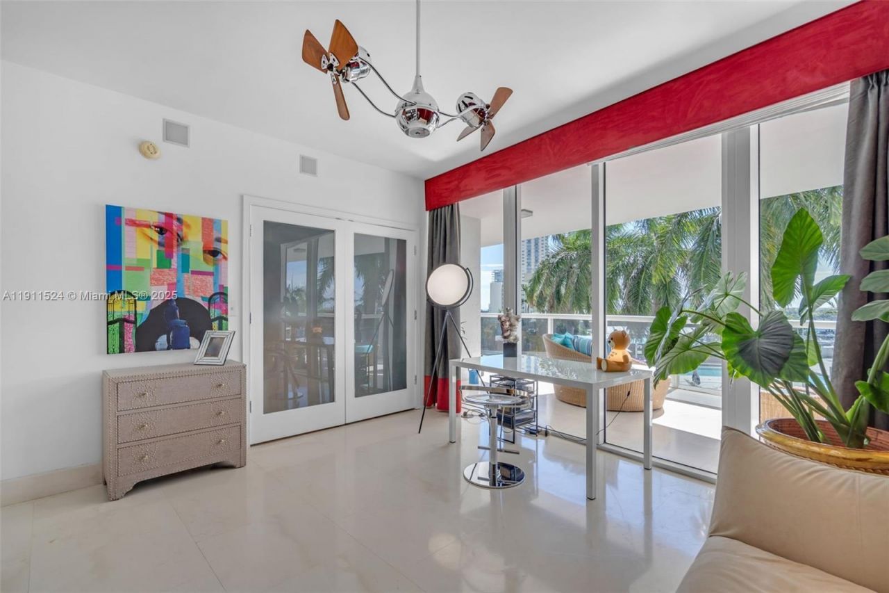 400 Alton Rd, Unit 706, Miami Beach, FL 33139 Photo