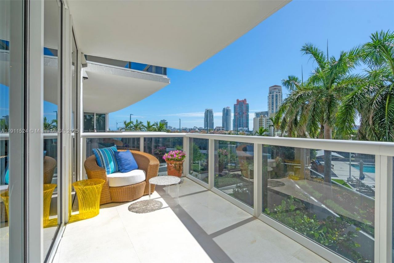 400 Alton Rd, Unit 706, Miami Beach, FL 33139 Photo