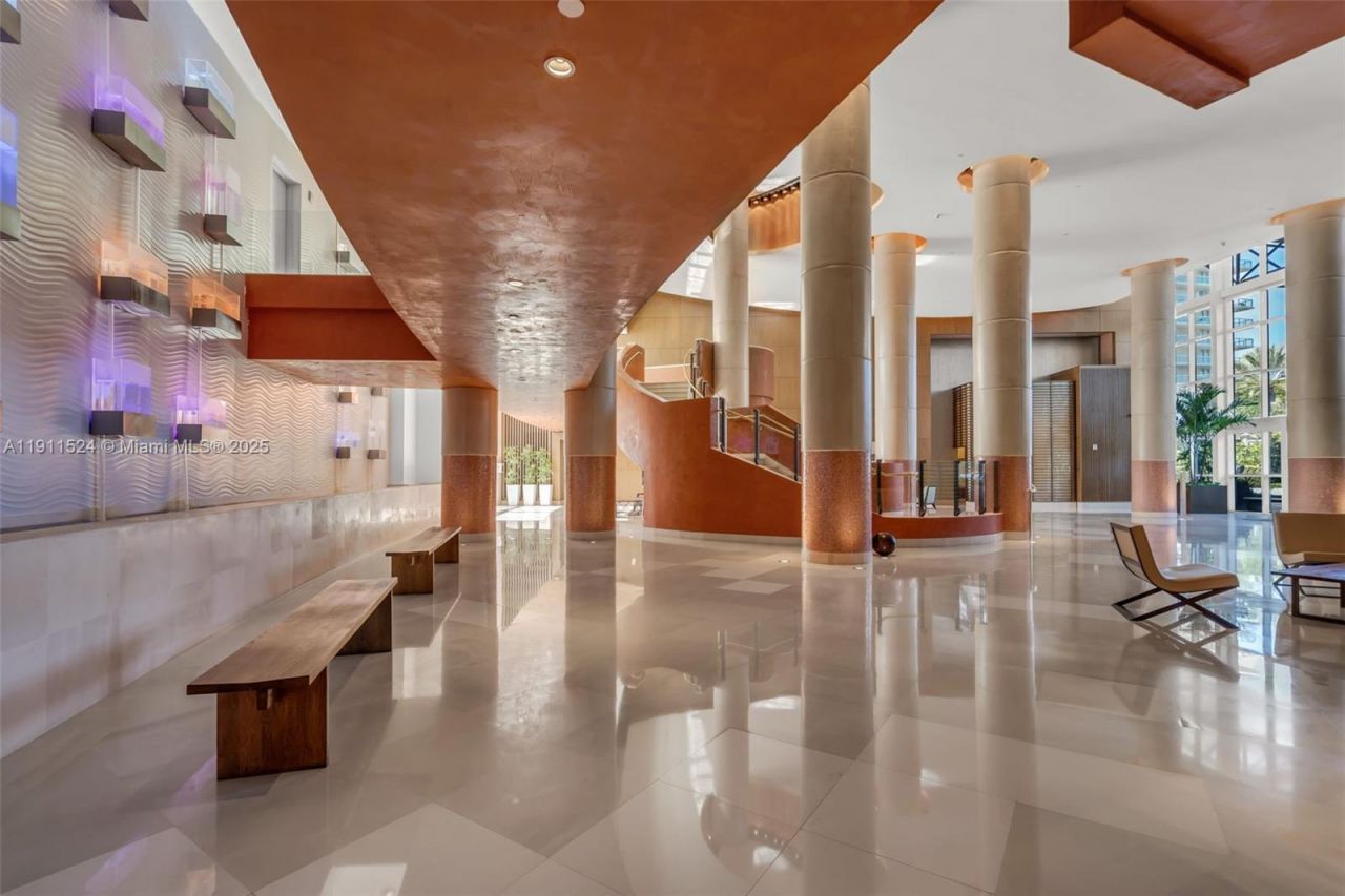 400 Alton Rd, Unit 706, Miami Beach, FL 33139 Photo