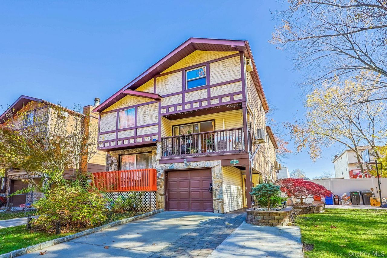 197 Park Drive N, Staten Island, NY 10314 Main Photo