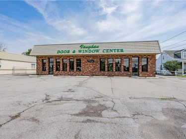 2925 Military Road, Niagara Falls, NY 14304