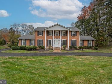 1215 CLUB HOUSE ROAD, GLADWYNE, PA 19035