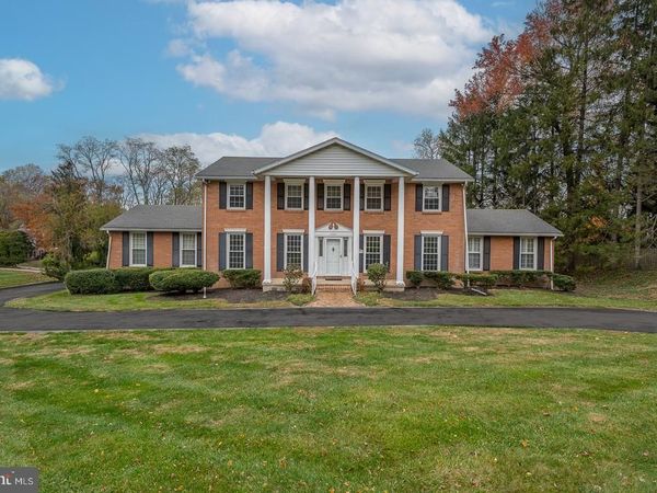 1215 CLUB HOUSE ROAD, GLADWYNE, PA 19035