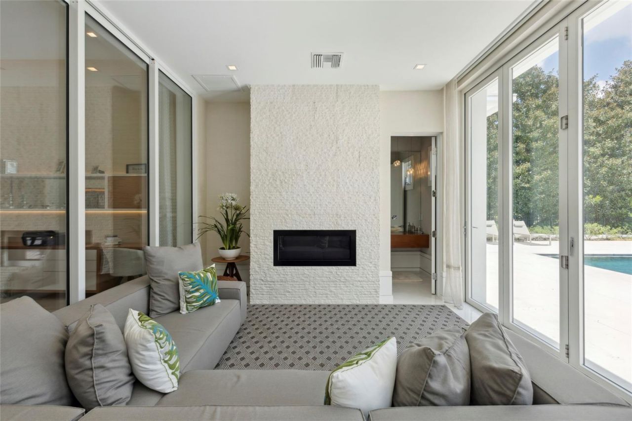 6149 Grosvenor Shore Dr, Windermere, FL 34786 Photo