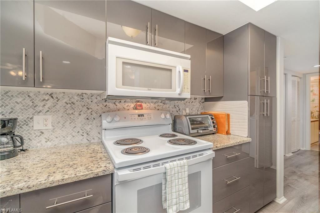 13391 Gateway Dr, Unit 113, Fort Myers, FL 33919 Photo