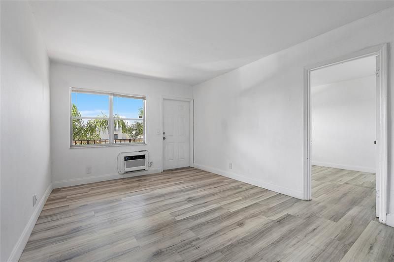 1100 NE 9th Avenue, Unit 302, Fort Lauderdale, FL 33304 Photo