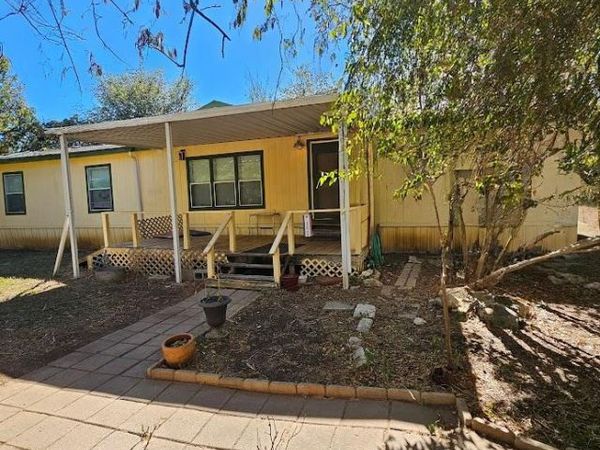 1 Davis ST, Wimberley, TX 78676