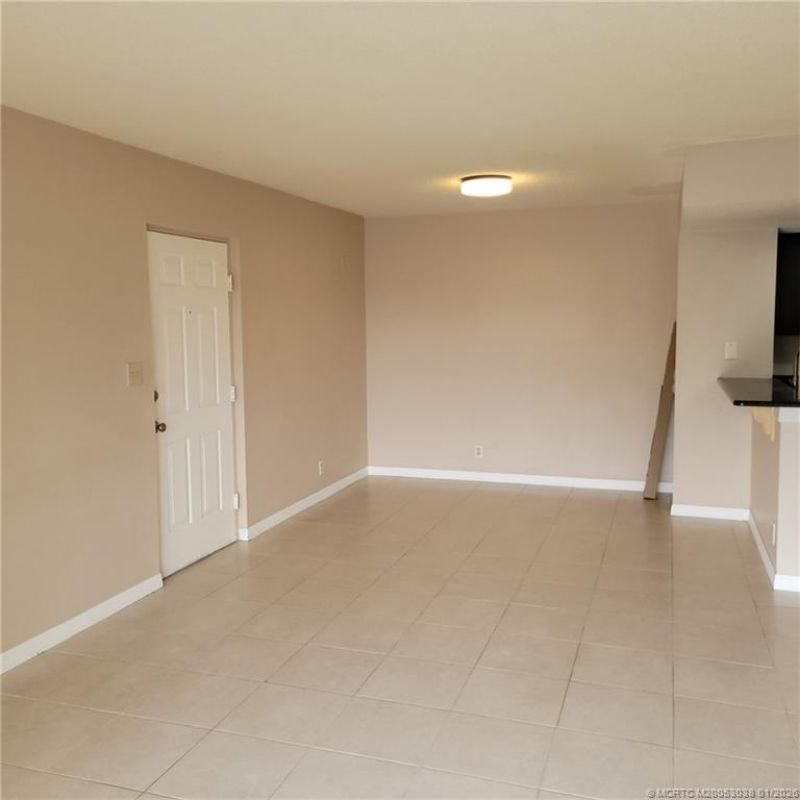 1526 SE Royal Green Circle, Unit 205, Port Saint Lucie, FL 34952 Photo