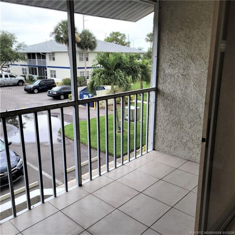 1526 SE Royal Green Circle, Unit 205, Port Saint Lucie, FL 34952 Photo
